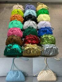 Picture of Bottega Veneta Handbags _SKUfw184066161fw